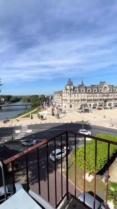 T1 Cocooning A L'Hotel De Ville Charleville-Mezieres Exterior photo